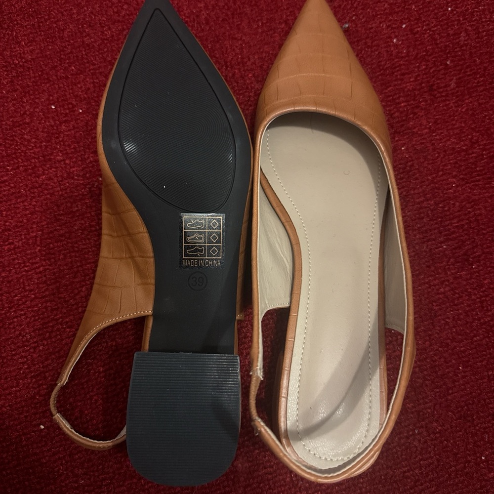 Elegant Tan Slingback Flats for Women